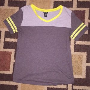 Rue 21 short sleeve T-shirt